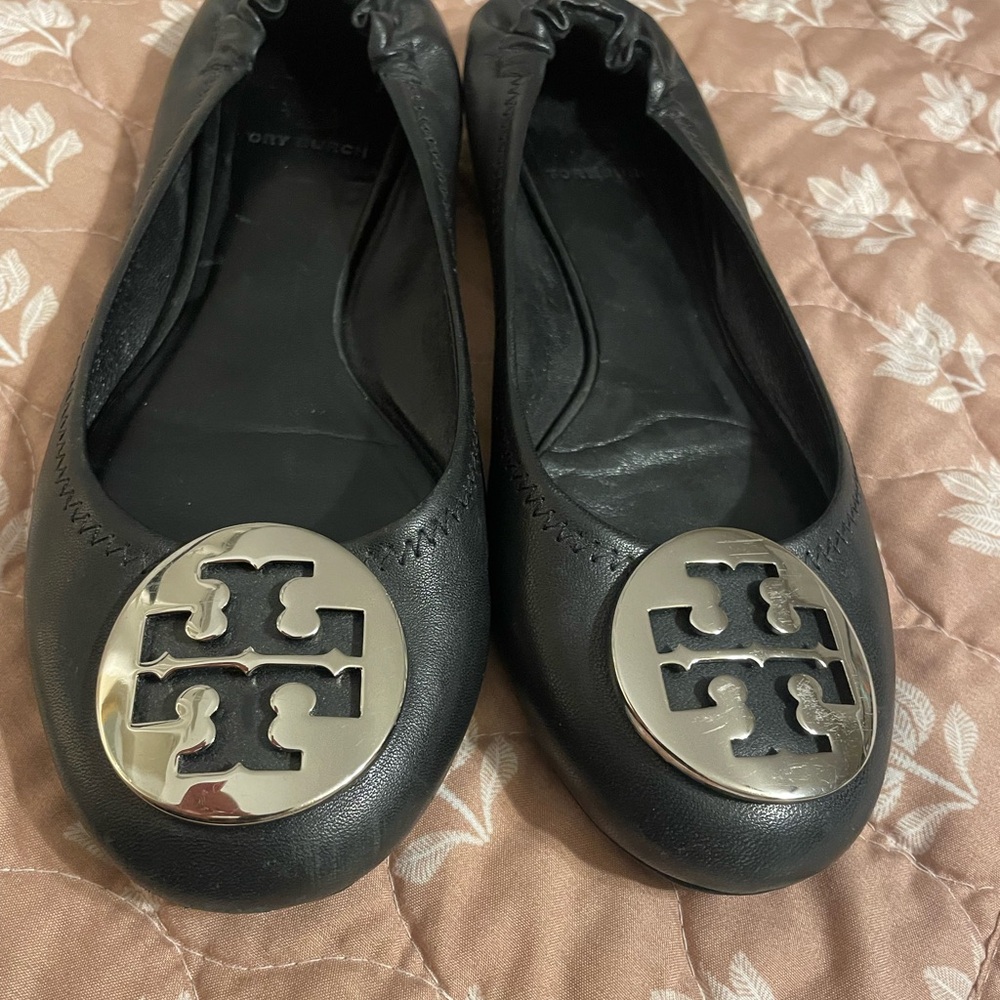 Tory Burch Black Flats with Logo
